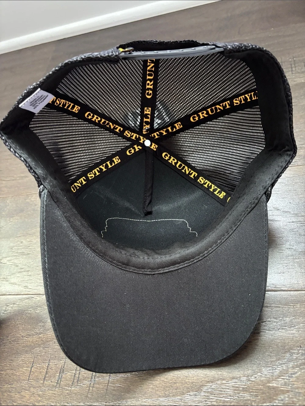 Grunt Style “I’D SMOKE THAT” pig  Embroidered  Logo Canvas/mesh snapback